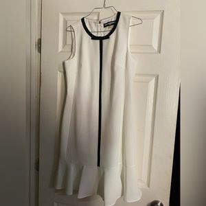 Size 6 white with black stripe cute dress